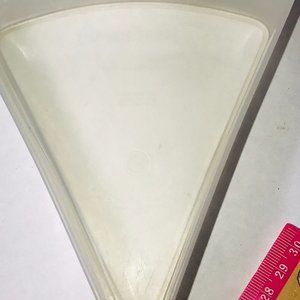 Tupperware Kitchen - 2 VTG Tupperware Pie Wedge Slice Keeper Containers Tupperware Kitchen - 2 VTG Tupperware Pie Wedge Slice Keeper Containers